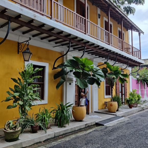 Meet your Posher, Ashwinidevi - Picture 4 of 5